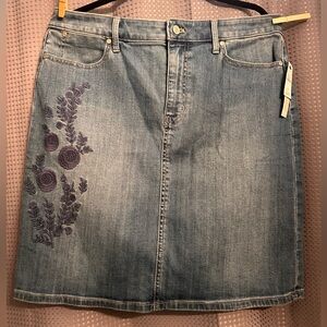 Talbots embroidered denim mini skirt new 12